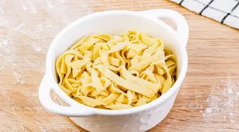 Noodles for lagman