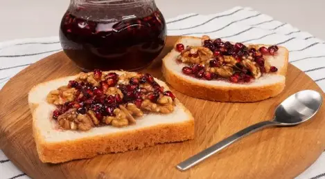 Pomegranate jam