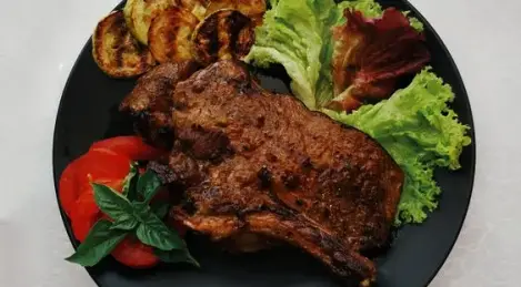 Filete frito con salsa de soja
