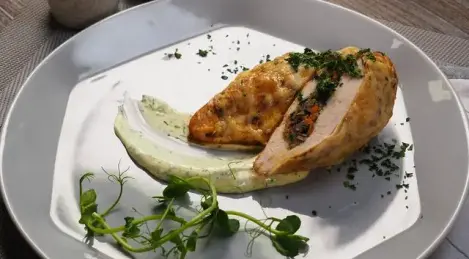 Petto di pollo ripieno di funghi