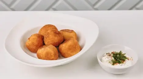 Frittierte Kartoffelbällchen