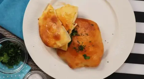 Khachapuri con suluguni
