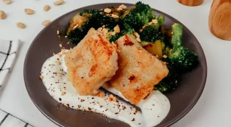 Abadejo frito con brócoli