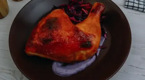 Grilled ham with coleslaw