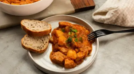 Roast pork with potatoes