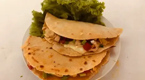 Tortilla tierna con carne