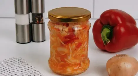Insalata di cavolo per l'inverno