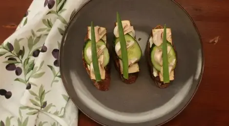 Sándwiches para la mesa festiva