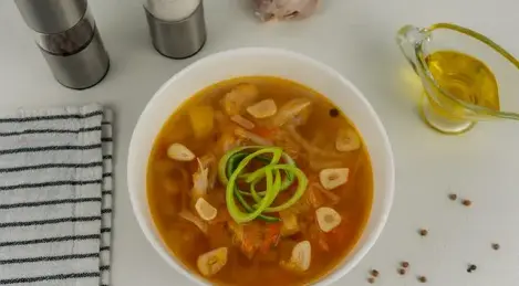 Sauerkraut soup with chicken