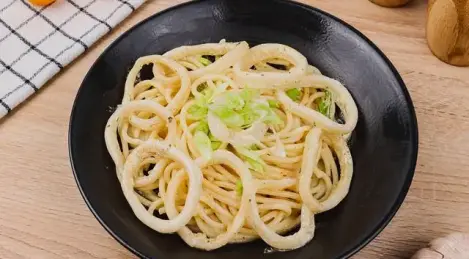 Спагетти с кальмарами