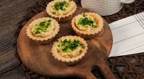 Garlic Tartlets