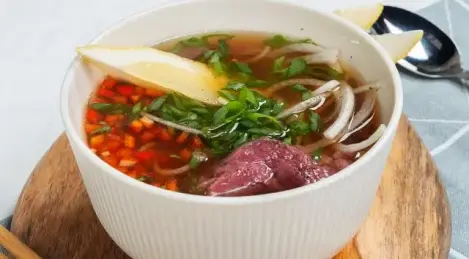 Zuppa vietnamita Pho Bo