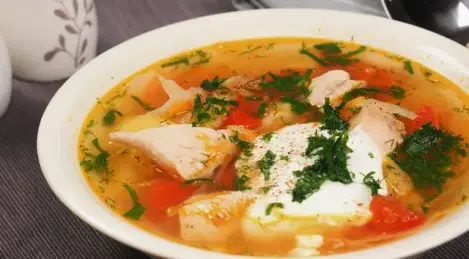 Zuppa di cavolo dietetica da cavolo fresco