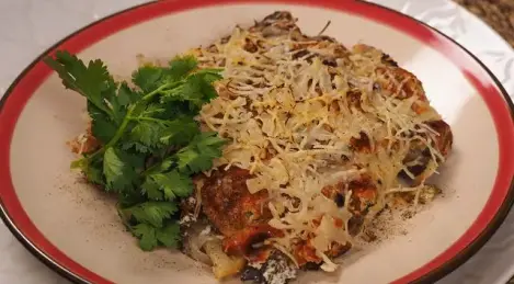 Kartoffeln mit eingelegten Pilzen