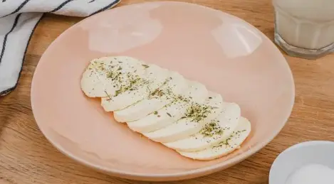 Formaggio Adyghe a casa