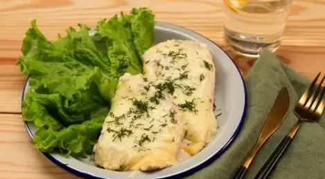 Chicken with cheese in the oven