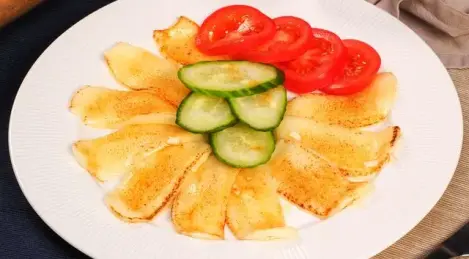 Fried Cheese with Garlic