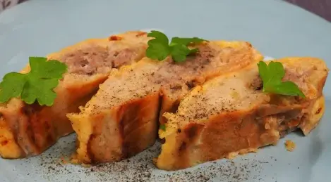 Rollito de patata con carne picada