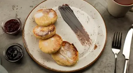 Cheesecakes with semolina