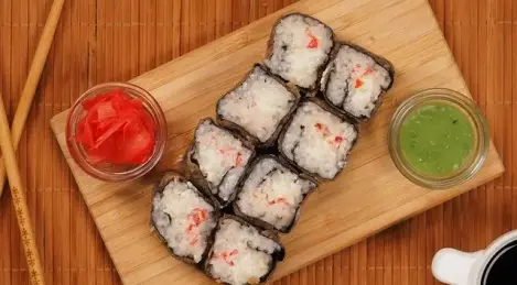 Hausgemachte Tempura-Rolle