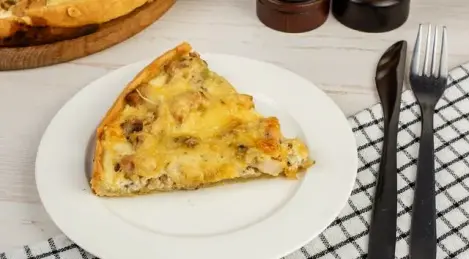 Quiche au poulet et aux champignons