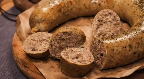 Salsiccia di fegato fatta in casa