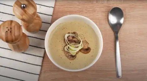 Crema de champiñones con puerros