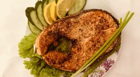 Bistecca di salmone sana