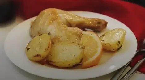 Pollo al forno con crosta dorata
