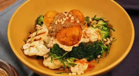 Salade de falafels et houmous