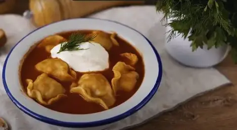 Tomato soup with dumplings