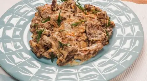 Liver in creamy sauce