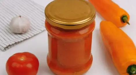 Salade de courgettes « Langue de belle-mère » pour l'hiver